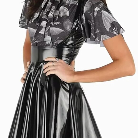 Sleeveless Pleated Mini Dress Womens Plus Size PU Faux Leather Zipper - Picture 3 of 7